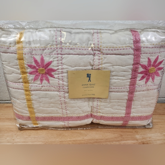 Pottery Barn Kids Anna Quilt Sz Twin PinkYellow White Flower Daisy Plaid New